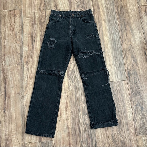 Revamped Wrangler Women's Distressed High Rise Ankle Jeans Tag: 16R • S: 26x31 - Picture 5 of 8